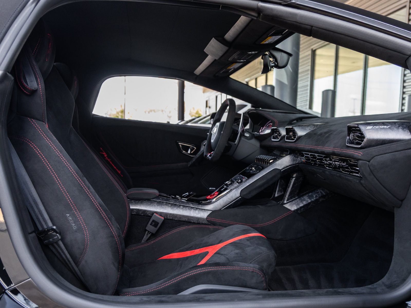 Used 2019 Lamborghini Huracan Performante AWD/4WD image 45