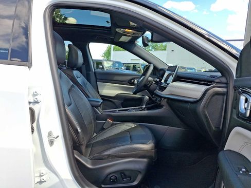 Certified 2025 Jeep Compass Limited w/ Elite Group AWD/4WD image 15