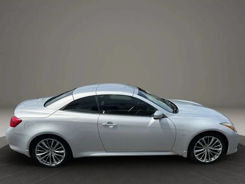 Used 2014 INFINITI Q60 Convertible w/ Premium Package RWD image 7