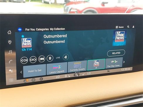 New 2025 Nissan Armada SL w/ Captain's Chari Seat Package image 14