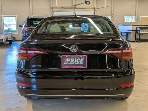 Used 2019 Volkswagen Jetta FWD image 6