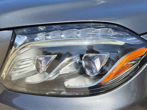 Used 2017 Mercedes-Benz GLS 450 4MATIC w/ Premium Package image 11