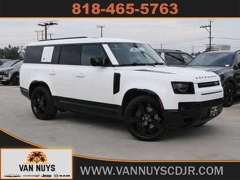 Used 2024 Land Rover Defender 130 X-Dynamic SE AWD/4WD image 1