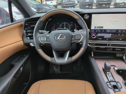 Used 2023 Lexus RX 350 w/ Accessory Package (2T) AWD/4WD image 13