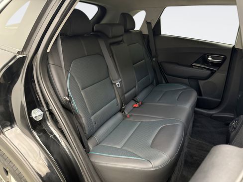 Used 2020 Kia Niro EX Premium w/ Cold Weather Package image 18