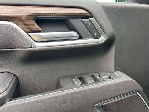 Used 2026 Chevrolet Silverado 1500 LT image 15