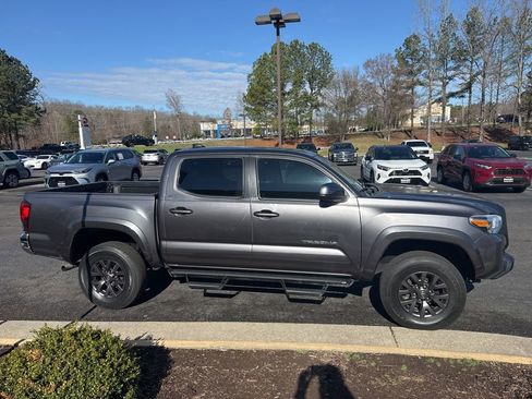 Used 2022 Toyota Tacoma SR5 image 2