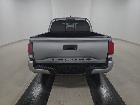 Used 2021 Toyota Tacoma SR w/ SR Convenience Package image 6