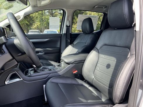 New 2025 Ford Ranger Lariat w/ FX4 Off-Road Package image 13