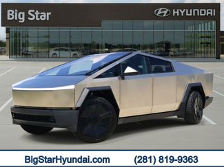 Used 2025 Tesla Cybertruck 2WD Crew Cab video 1