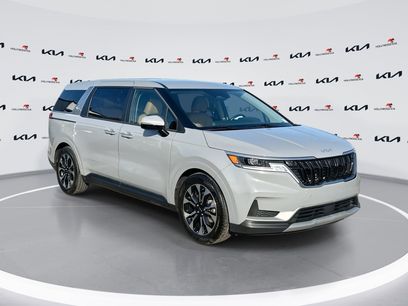Used 2024 Kia Carnival EX