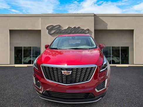 Used 2024 Cadillac XT5 Premium Luxury AWD/4WD image 7