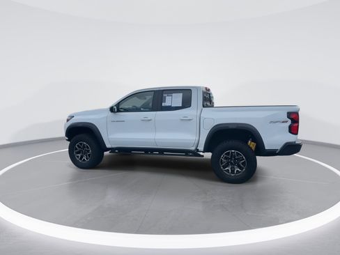 Used 2024 Chevrolet Colorado ZR2 image 6