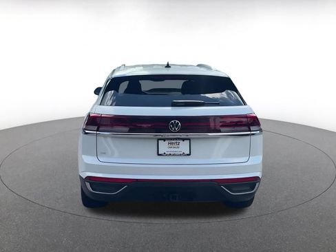 Used 2026 Volkswagen Atlas Cross Sport SE FWD image 11