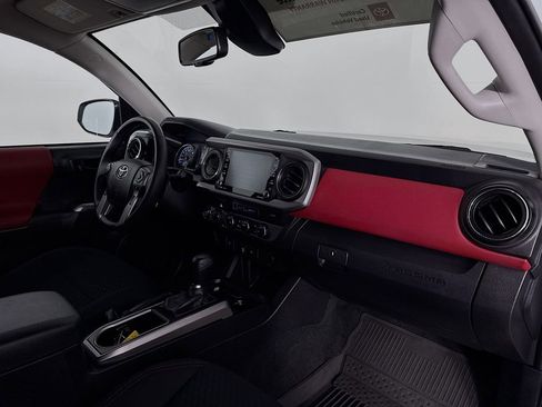 Certified 2023 Toyota Tacoma SR5 image 26