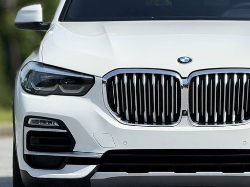 Used 2019 BMW X5 xDrive40i w/ Premium Package 2 AWD/4WD image 14