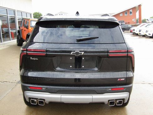 New 2026 Chevrolet Traverse Z71 w/ Enhanced Driving Package AWD/4WD image 4
