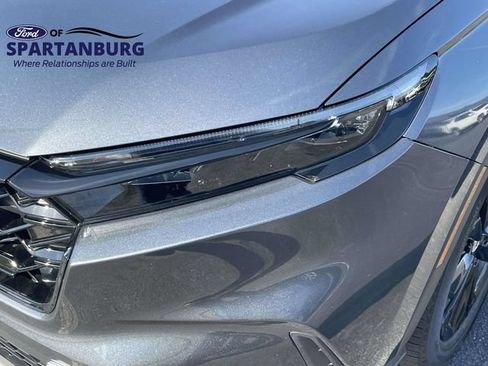 Used 2024 Honda CR-V Sport Touring image 3