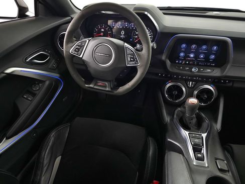 Used 2023 Chevrolet Camaro SS RWD image 17