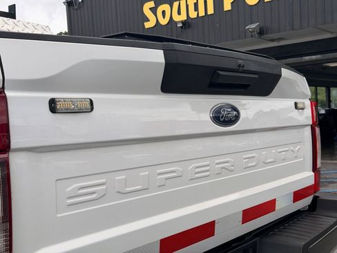 Used 2020 Ford F250 XL w/ Power Equipment Group AWD/4WD image 17