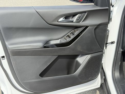 New 2026 Chevrolet Equinox LT AWD/4WD image 9