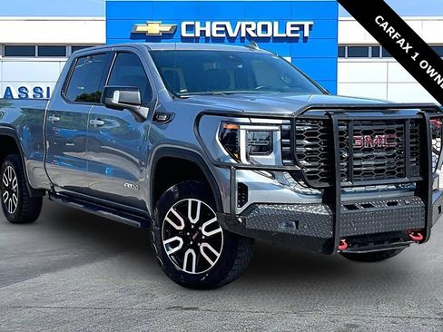 Used 2024 GMC Sierra 1500 AT4 AWD/4WD image 1