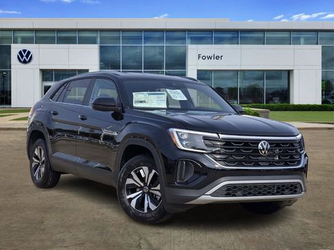 New 2026 Volkswagen Atlas Cross Sport SE image 1