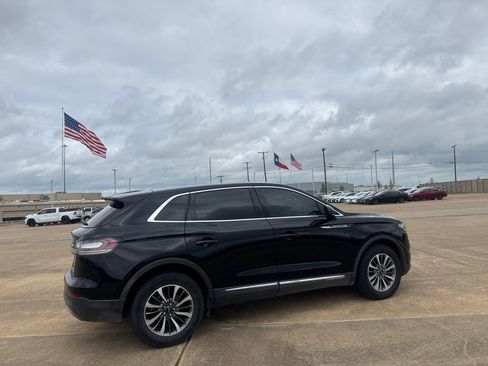 Used 2022 Lincoln Nautilus Reserve w/ Luxury Package FWD image 22