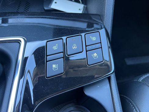 Used 2023 Kia Sportage SX image 28