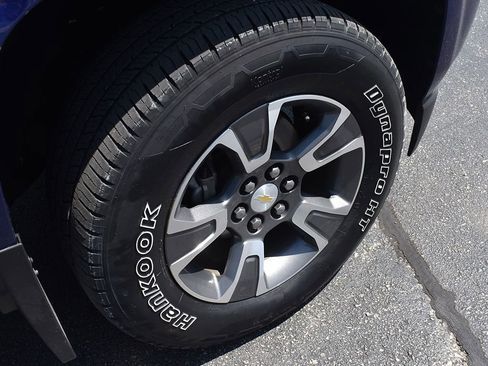 Used 2016 Chevrolet Colorado Z71 AWD/4WD image 9