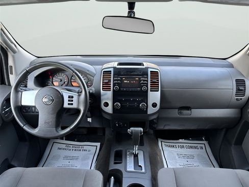 Used 2013 Nissan Xterra S image 16