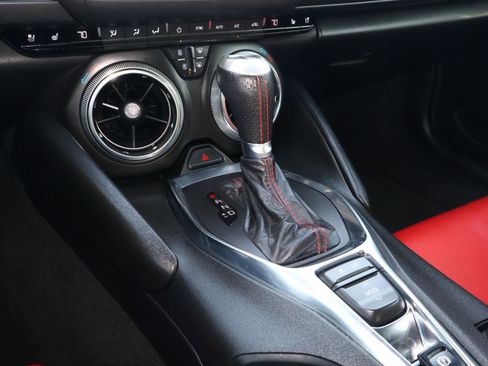 Used 2021 Chevrolet Camaro SS image 27