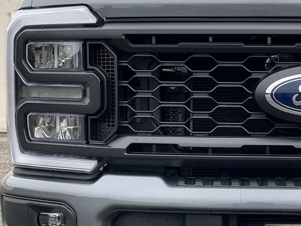 New 2025 Ford F350 XL w/ STX Appearance Package AWD/4WD image 74