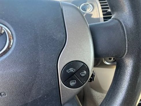 Used 2005 Toyota Prius w/ Pkg 4 FWD image 18