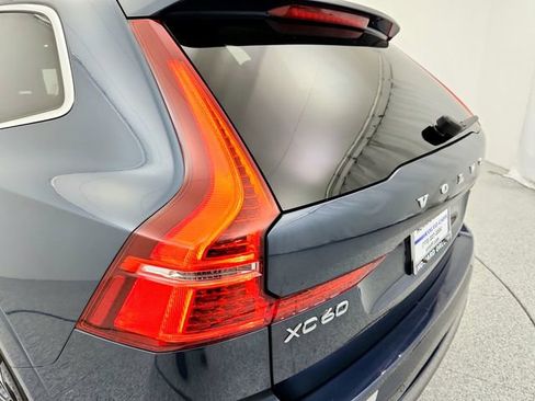 Used 2021 Volvo XC60 T8 Inscription Expression image 29