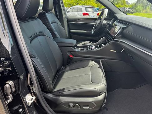 New 2026 Jeep Grand Cherokee Limited AWD/4WD image 14