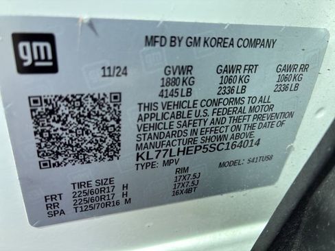 Used 2025 Chevrolet Trax LT w/ Driver Confidence Package image 16