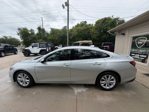 Used 2020 Chevrolet Malibu LT FWD image 4