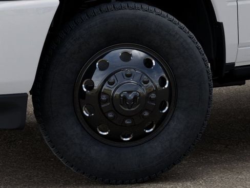 New 2026 RAM 3500 Laramie AWD/4WD image 8