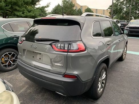 Used 2021 Jeep Cherokee Latitude Lux AWD/4WD image 2
