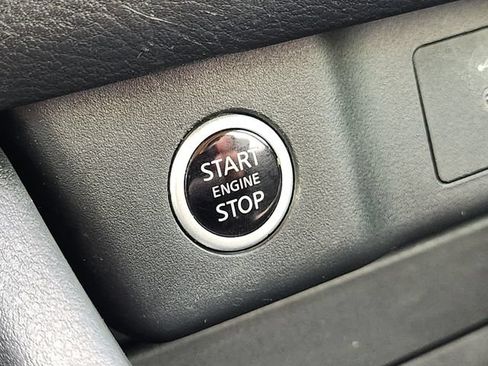 Used 2023 Nissan Rogue SV w/ SV Premium Package FWD image 21