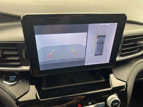 Used 2022 Ford Explorer ST-Line image 19