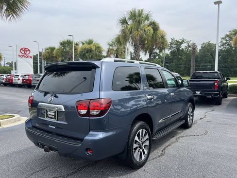 Used 2019 Toyota Sequoia Limited AWD/4WD image 10