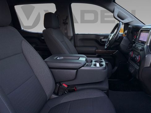 Used 2021 Chevrolet Silverado 1500 LT image 9