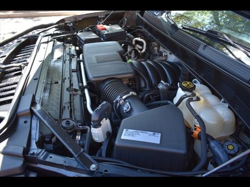 Used 2020 Chevrolet Silverado 1500 Custom Trail Boss image 44