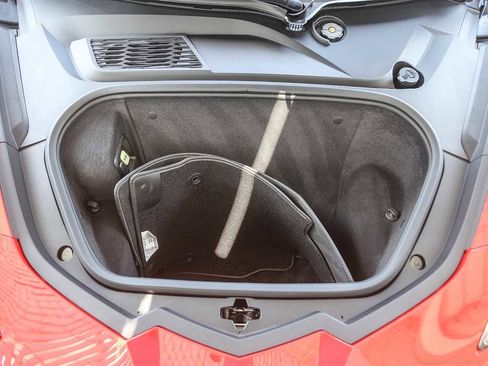 Used 2020 Chevrolet Corvette Stingray Preferred Cpe w/ 2LT Preferred Equipment Group image 19