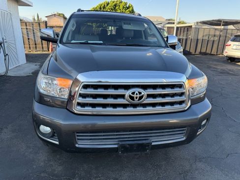 Used 2011 Toyota Sequoia Limited image 3