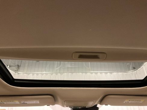 Used 2017 Acura RDX AWD w/ Advance Package image 32