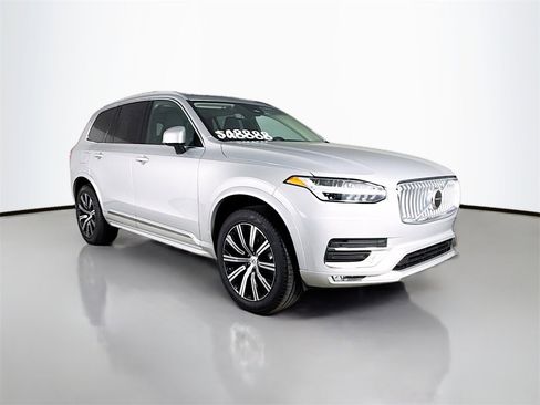 Certified 2025 Volvo XC90 B5 Core image 1