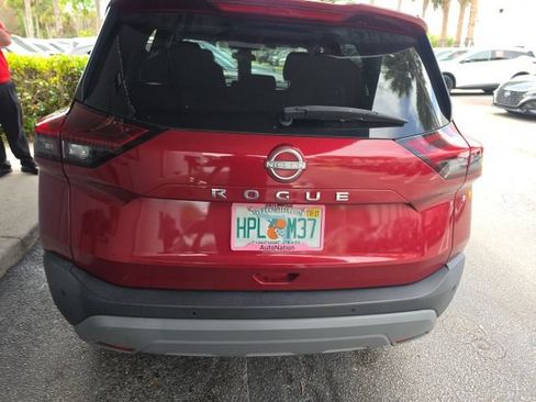 Used 2023 Nissan Rogue S FWD image 10